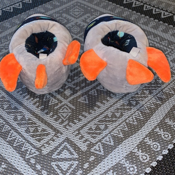 Rocket ship slippers 🚀 | size 7-8 toddler - Picture 5 of 6